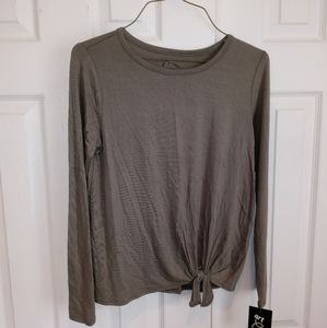 Girl’s long sleeve blouse